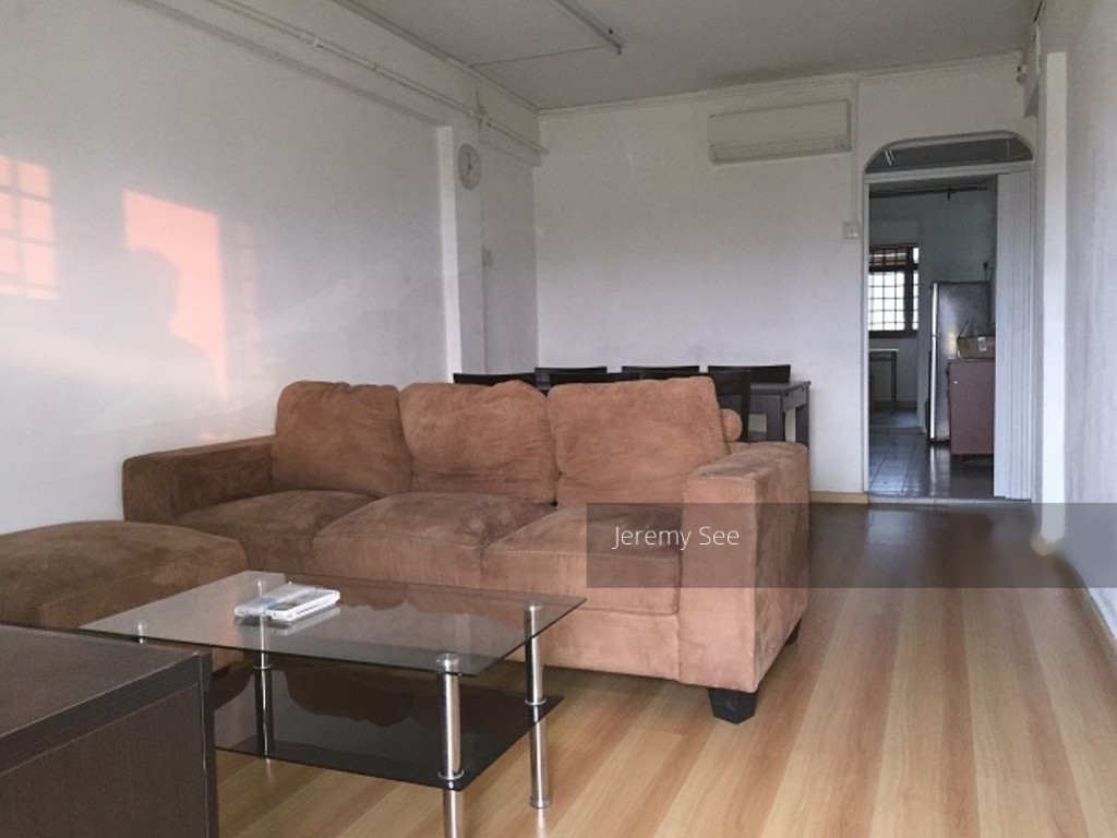 Jalan Batu thumbnail photo